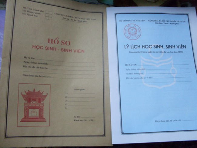 Từ năm nay, học sinh không cần xác nhận sơ yếu lý lịch khi nộp hồ sơ trúng tuyển vào các trường đại học, cao đẳng (Thời sự trưa 13/8/2017)